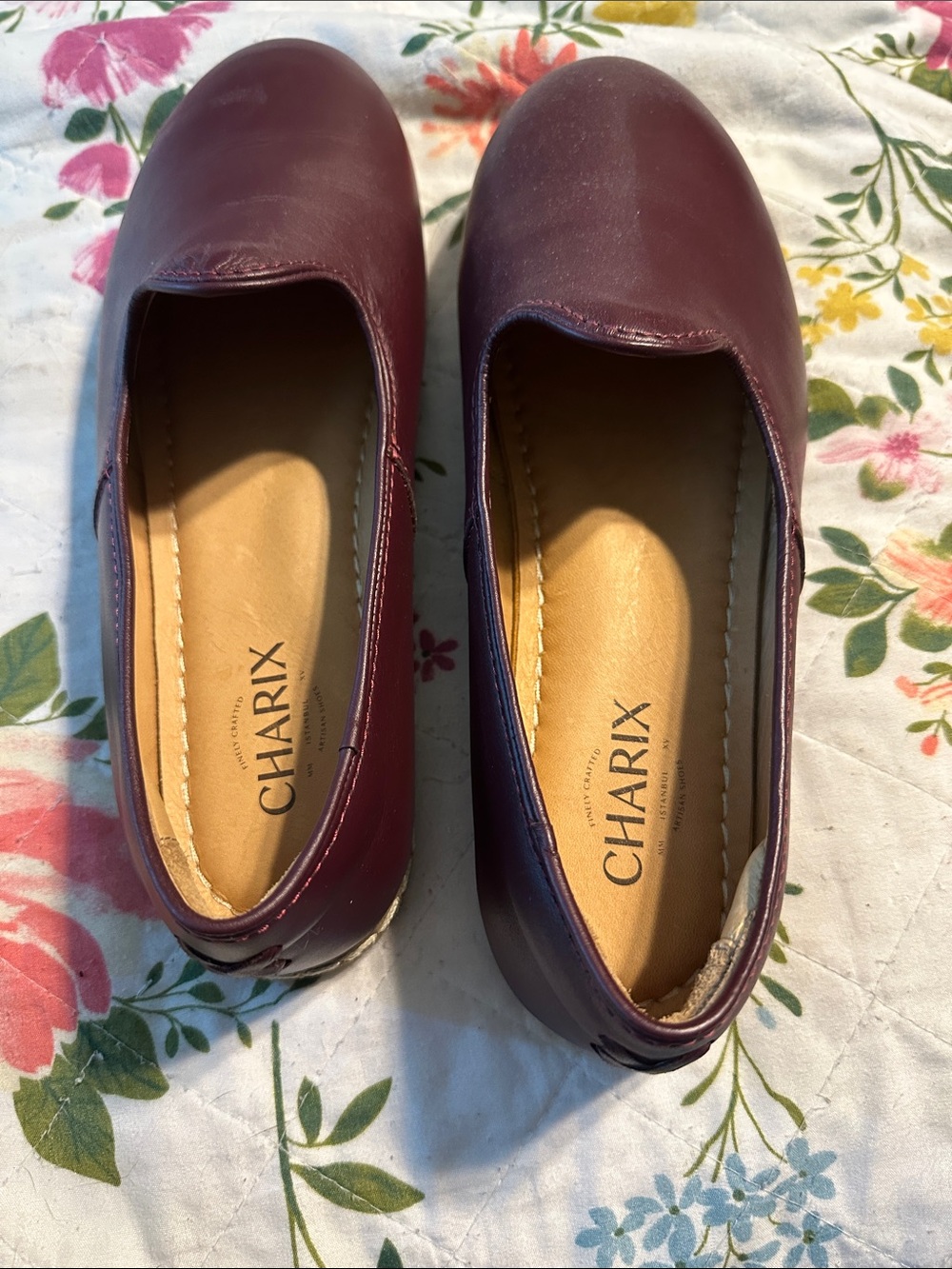 Charix Women's Wine Slip-On Flats